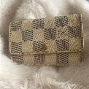 Authentic Louis Vuitton Damier Azur Cream and Black Key & Card Holder!